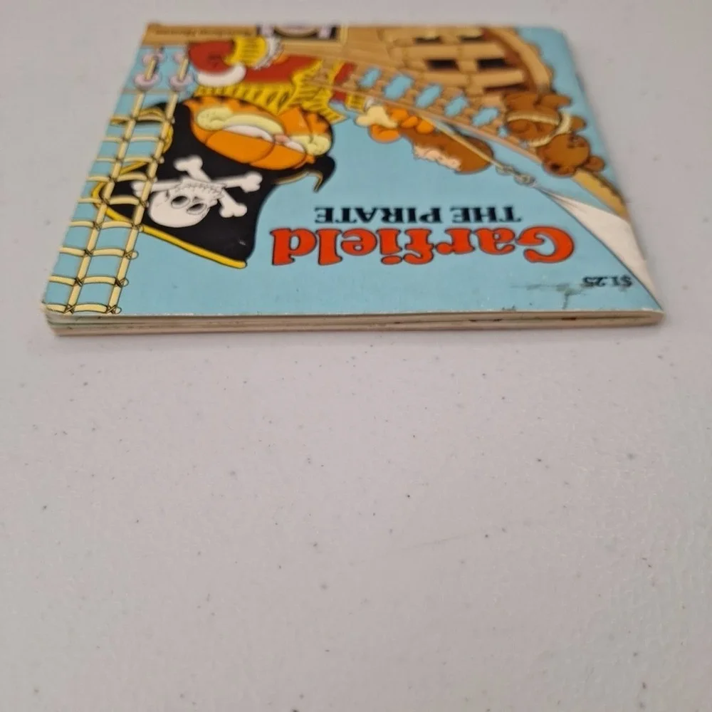 1982 Random House Garfield The Pirate Jim Davis Mike Fentz Comic Halloween Costu